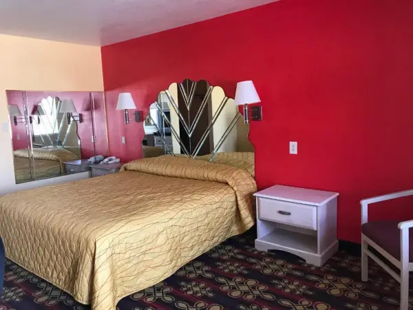 Heights Inn 8